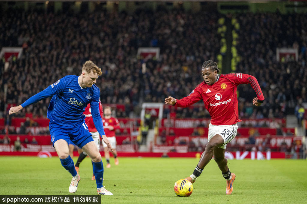 欧冠杯｜ 附加赛狭路相逢 曼市皇马只能活一个